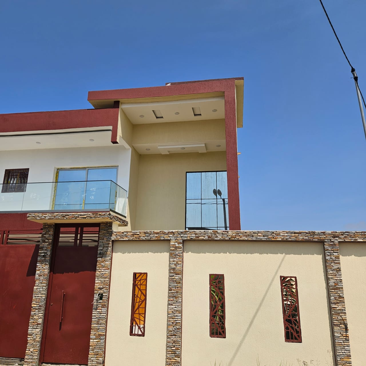 Façade principale villa